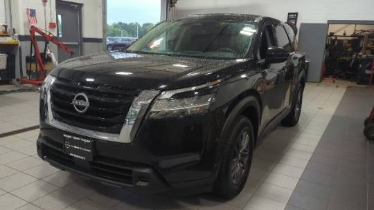 2022 nissan pathfinder s