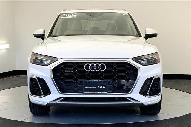 2022 audi q5 s line premium