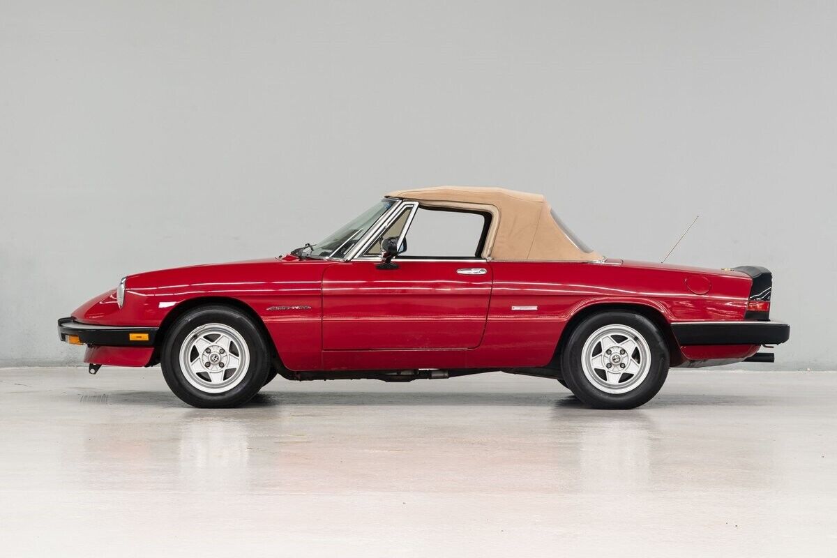 1987 alfa romeo spider veloce