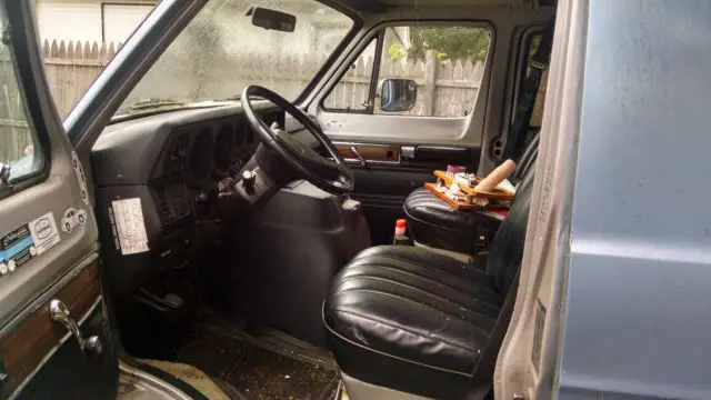 1990 dodge ram van b250