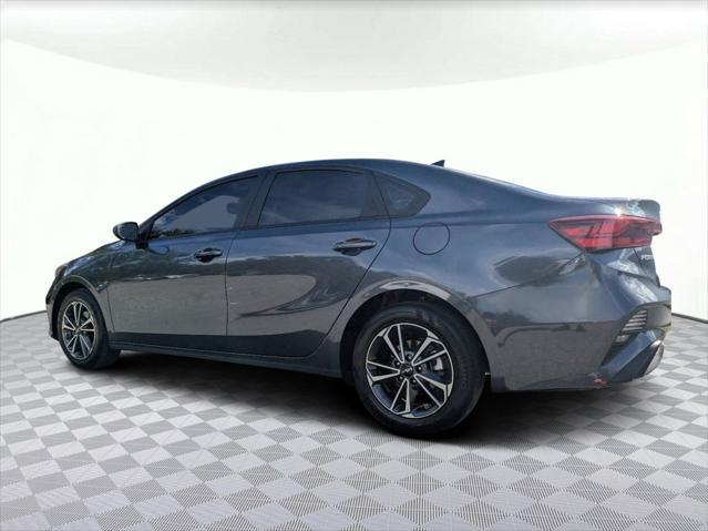 2023 kia forte lxs