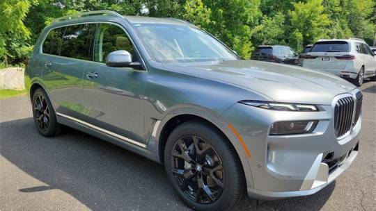 2025 BMW X7