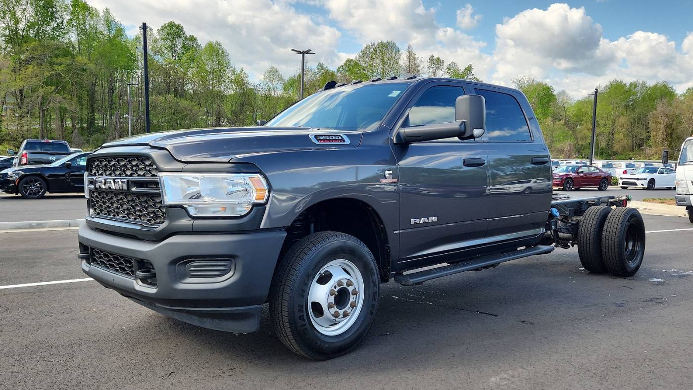 2022 ram 3500 tradesman