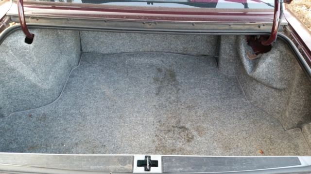 gorgeous '89 caddy 88k deville base sedan 4-door 4.5l. amazing cond, except