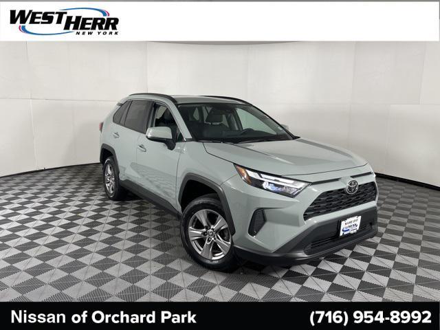 2022 toyota rav4 xle