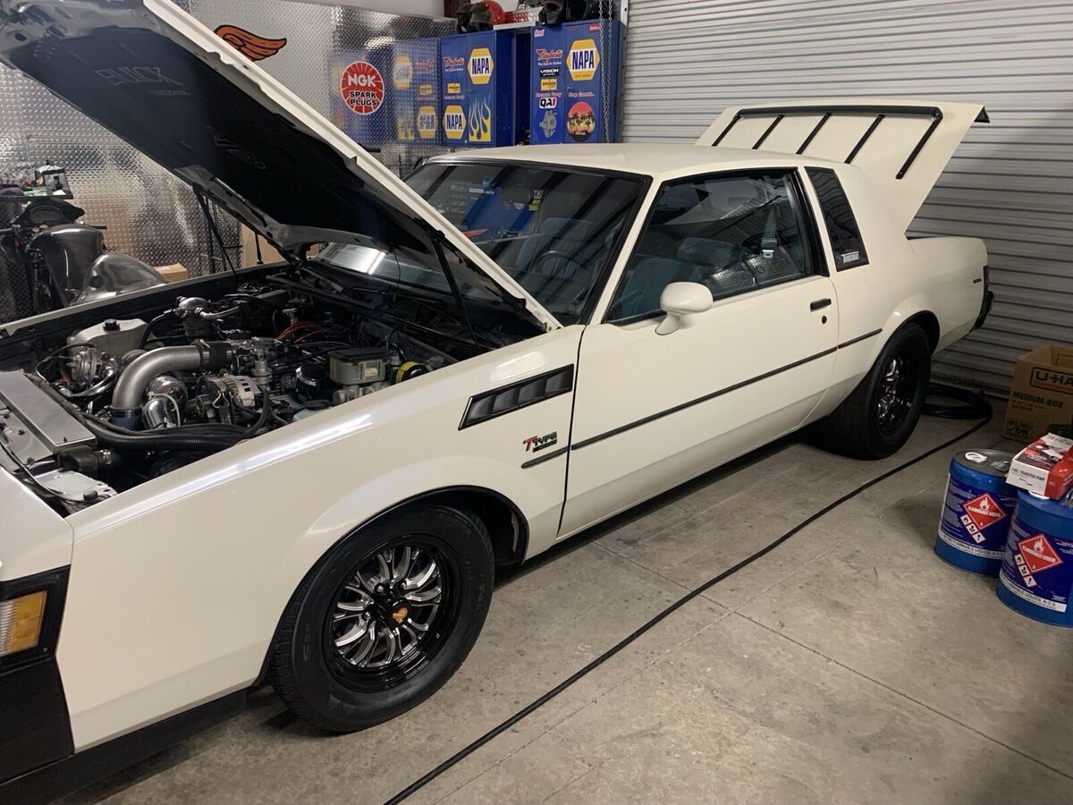 1986 buick regal white t-type