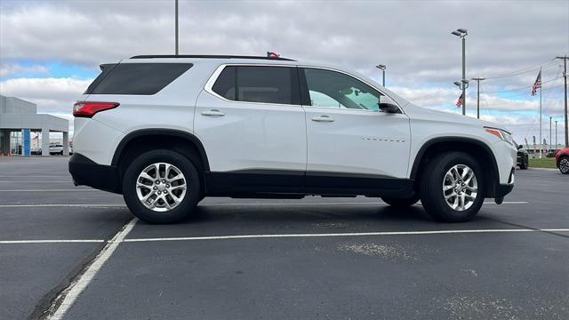 2021 chevrolet traverse lt cloth