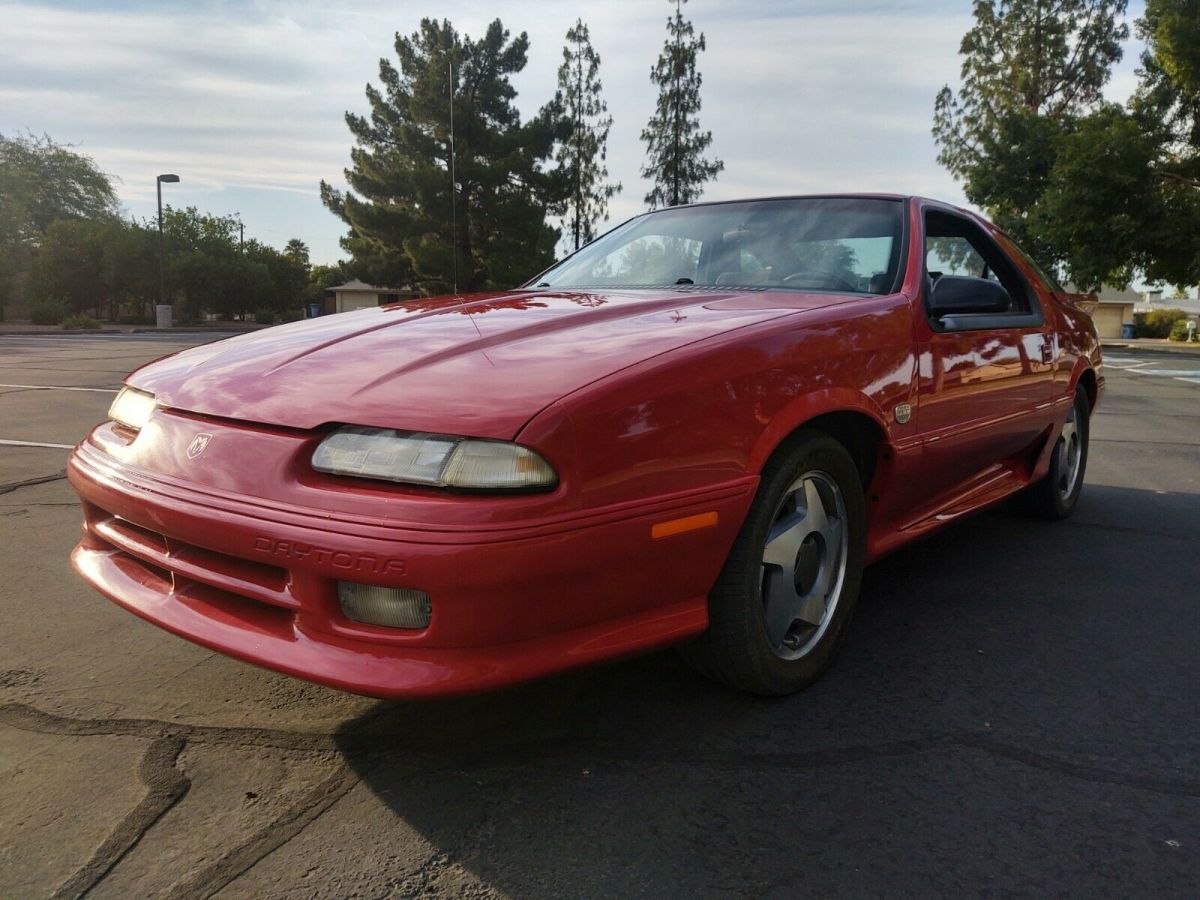 dodge : daytona iroc r/t