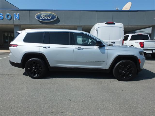 2022 jeep grand cherokee l limited