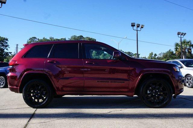 2022 jeep grand cherokee laredo