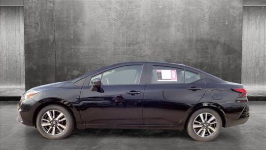 2021 nissan versa sv