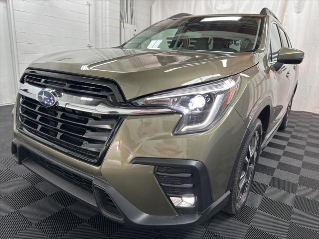 2023 subaru ascent limited 7-passenger