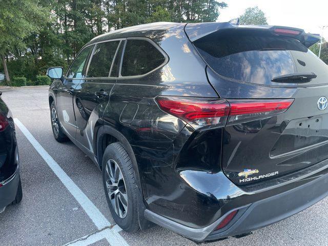 2022 toyota highlander hybrid xle