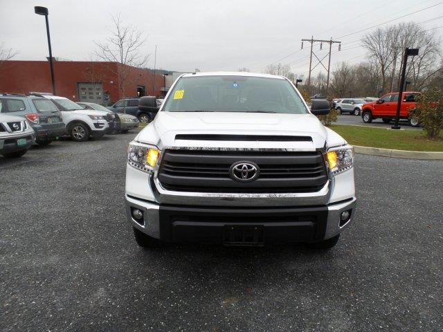 2015 toyota tundra sr 4x4 sr 4dr double cab pickup sb (5.7l v8 for sale in bennington, vermont