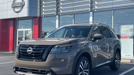 2024 Nissan Pathfinder platinum