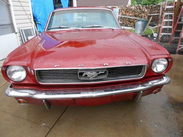 1966 ford mustang runs great, 289 4 barrel, 4 speed, a code 71000 miles