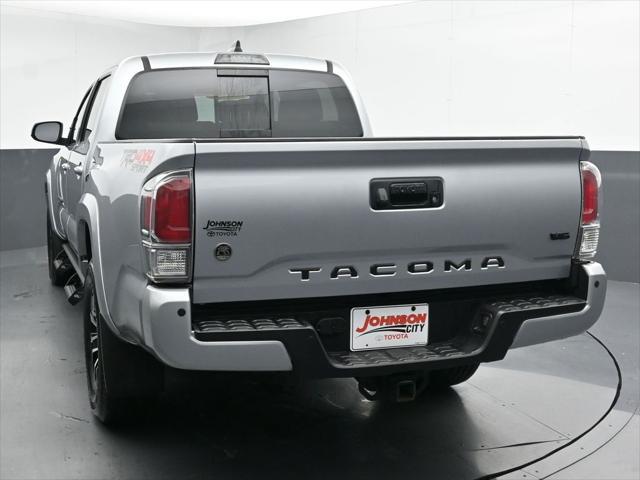 2022 toyota tacoma trd sport