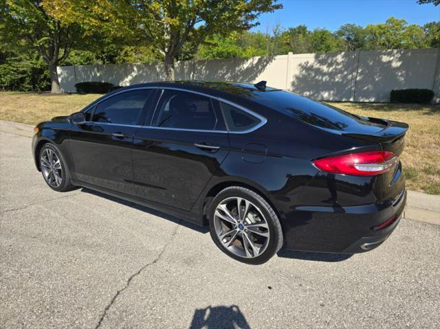 2019 ford fusion titanium