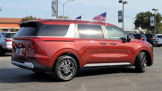 2025 Kia Carnival