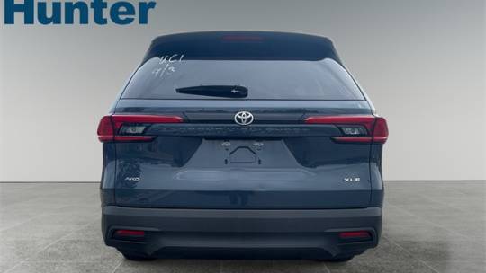 2024 toyota grand highlander xle