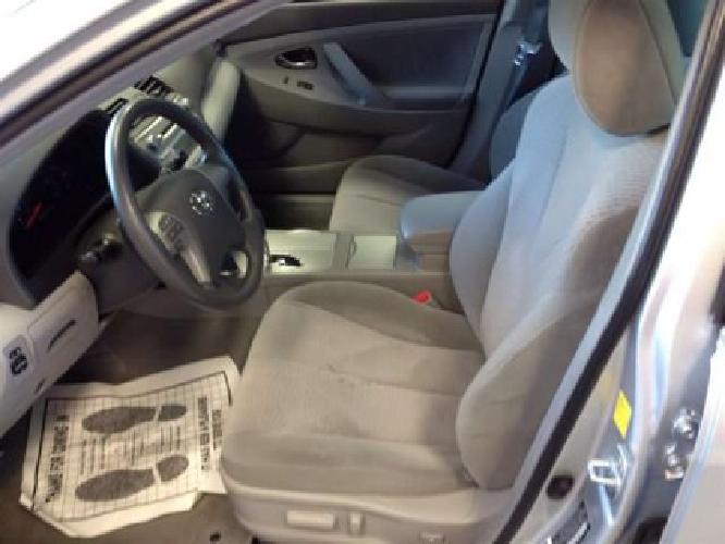 2011 toyota camry le in columbus, oh