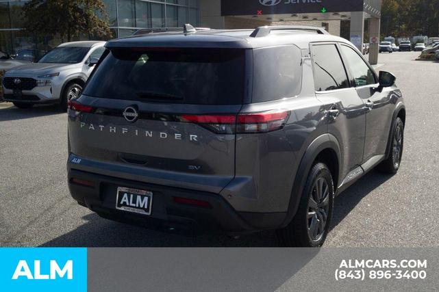 2023 nissan pathfinder sv