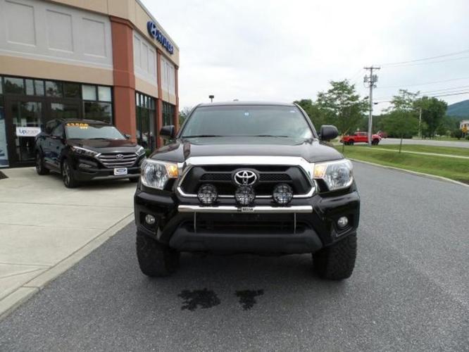 2012 toyota tacoma v6 4x4 v6 4dr double cab 5.0 ft sb 5a for sale in bennington, vermont