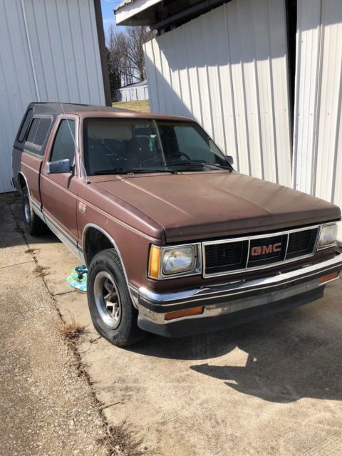 1988 88 gmc sonoma s-15 2.8l auto 2wd pickup truck short bed with camper shell