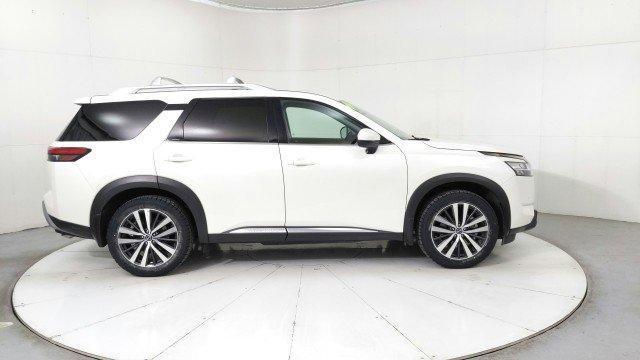2022 nissan pathfinder platinum