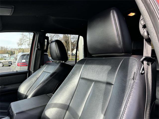 2016 ford expedition xlt