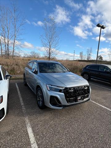 2025 audi q7 45 premium plus