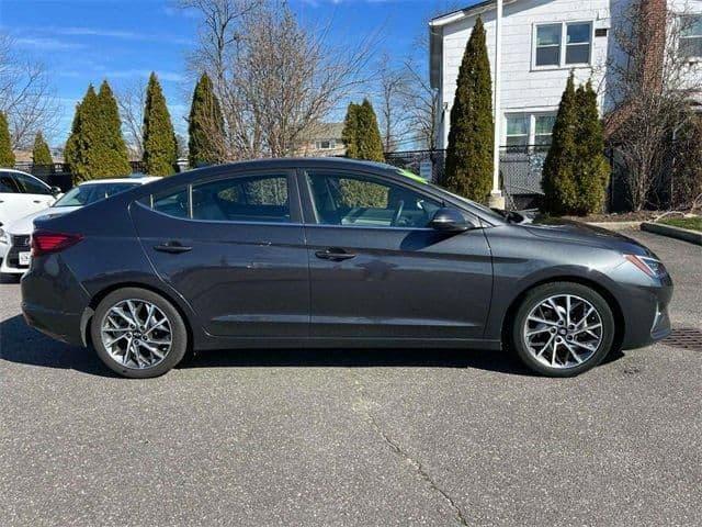 2020 hyundai elantra limited in copiague, new york