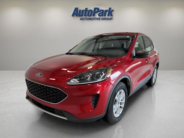 2022 ford escape se