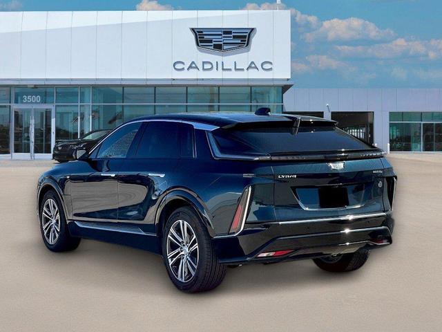 2024 cadillac lyriq luxury