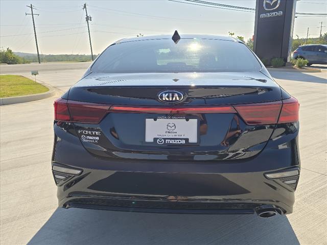 2021 kia forte lxs
