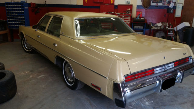1977 chrysler newport four door sedan