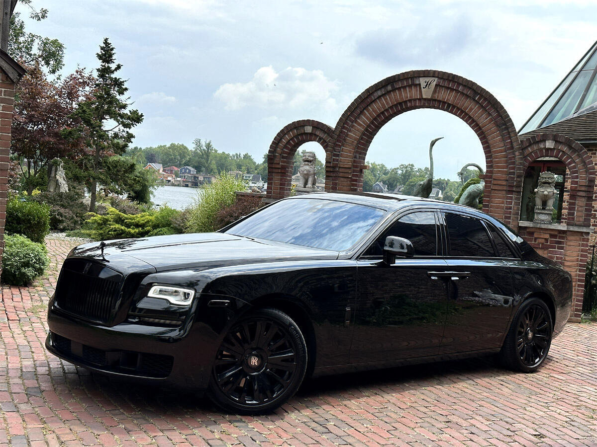 2018 rolls-royce ghost