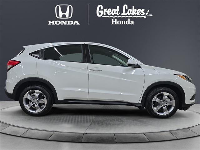2022 honda hr-v lx