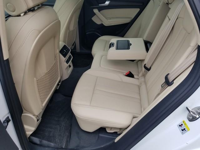 2022 audi q5 45 s line prestige