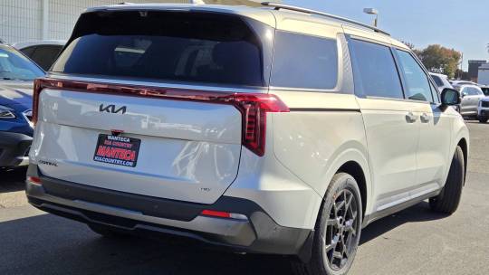 2025 Kia Carnival