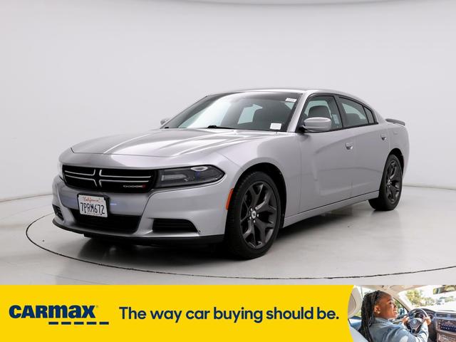 2015 dodge charger se