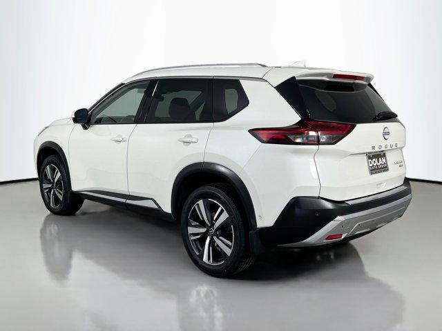 2022 nissan rogue platinum