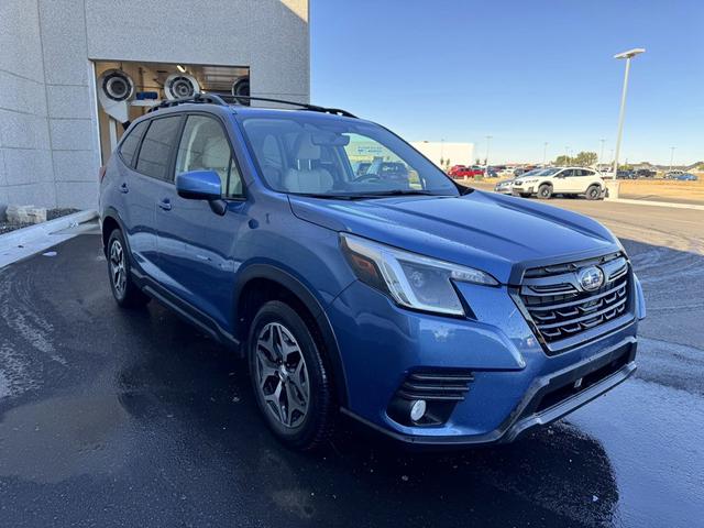 2022 subaru forester premium