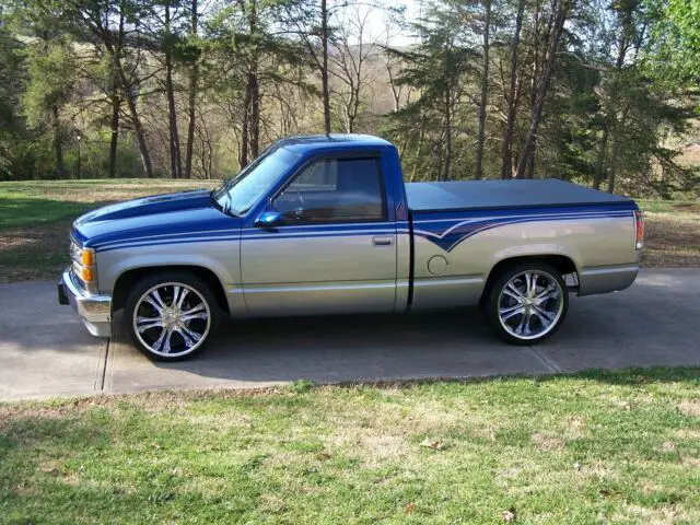 1988 gmc custom pick up truck
