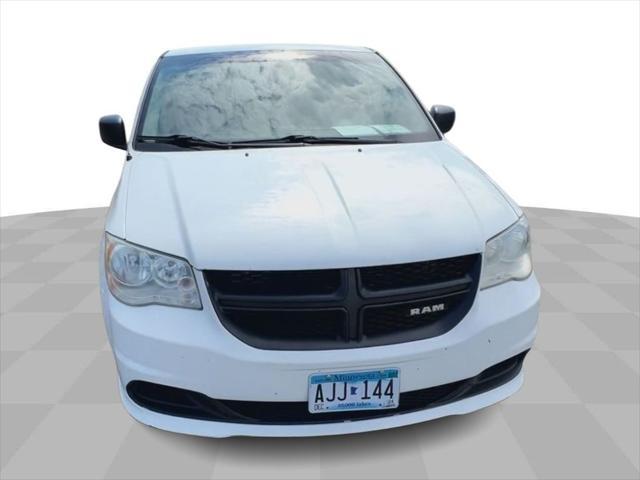 2012 ram cargo c/v