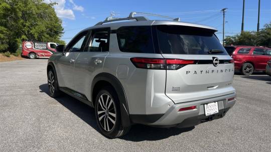 new 2024 nissan pathfinder platinum fwd