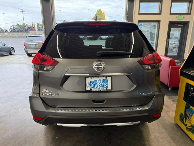 2017 nissan rogue sl