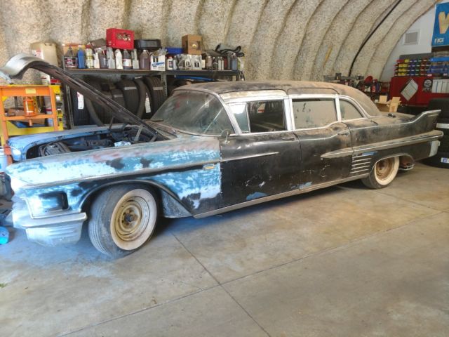 1958 cadillac fleetwood series 75 limousine