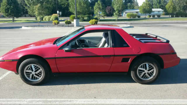 1985 pontiac fiero se sport edition