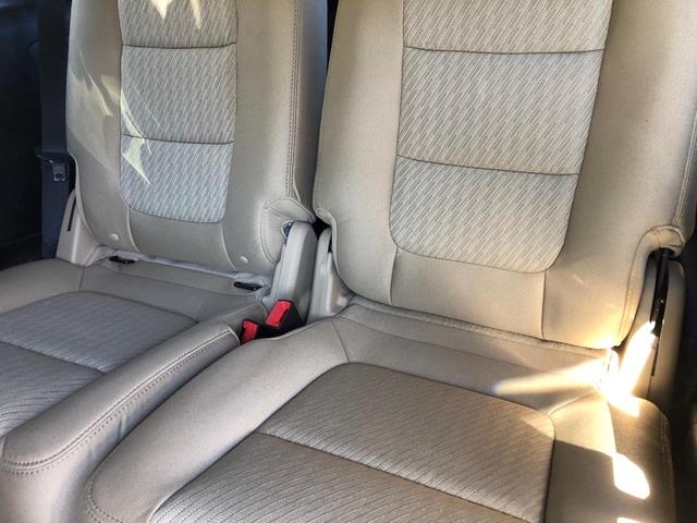 2017 ford explorer base